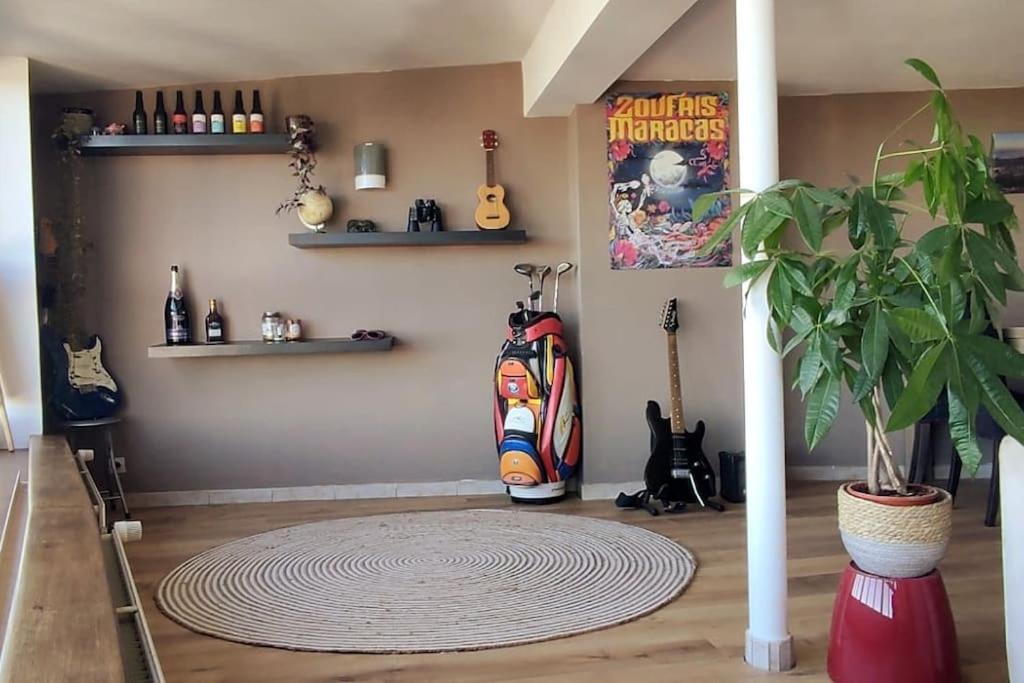 Duplex Atypique Dans La Cite Medievale 拉昂 外观 照片