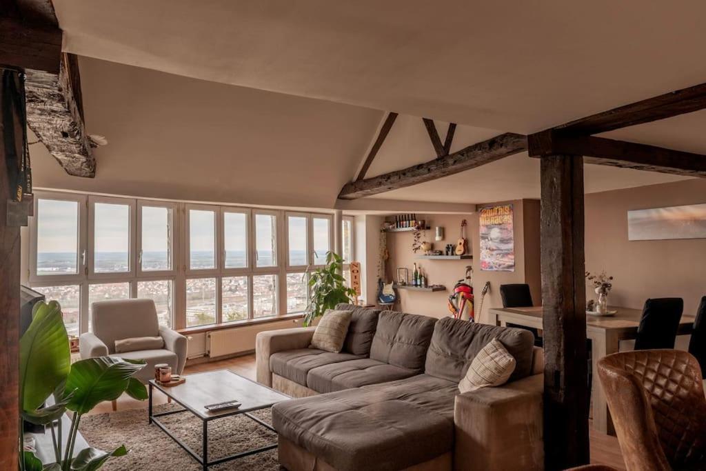 Duplex Atypique Dans La Cite Medievale 拉昂 外观 照片