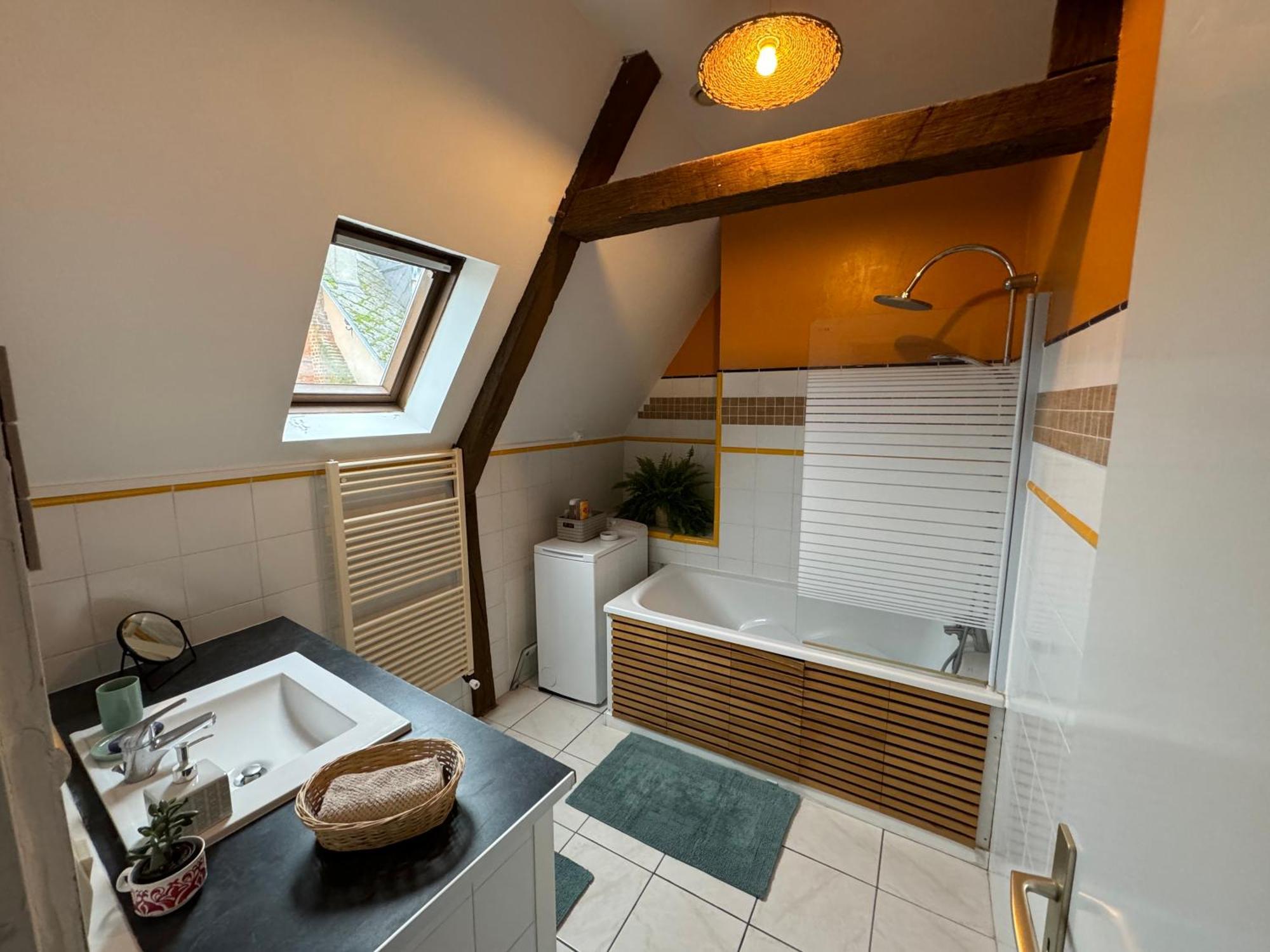 Duplex Atypique Dans La Cite Medievale 拉昂 外观 照片